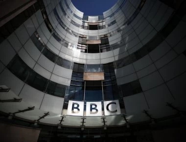 BBC για την εκχώρηση της Μακεδονίας: Ιστορική Συμφωνία που τερματίζει διαμάχη 27 χρόνων